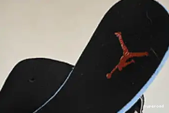 Hyperoad Air 12 Jordan “Cherry” 0602